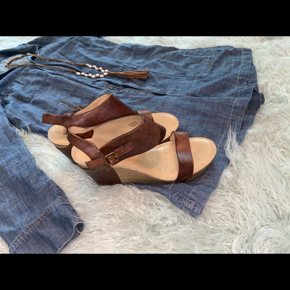 Lucky Brand leather wedges